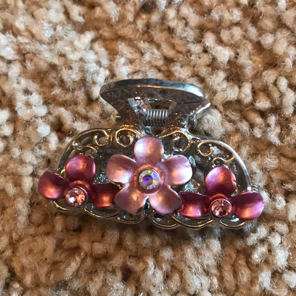 Sparkly Rhinestone Hair Clips - Picture 6 of 8